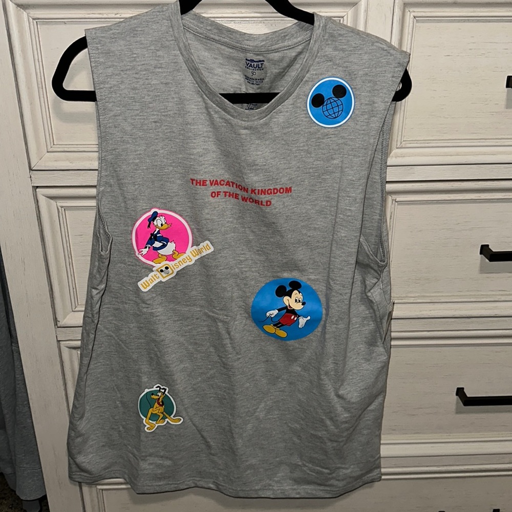 NWT Walt Disney World Vault Collection Size Medium Tank Top